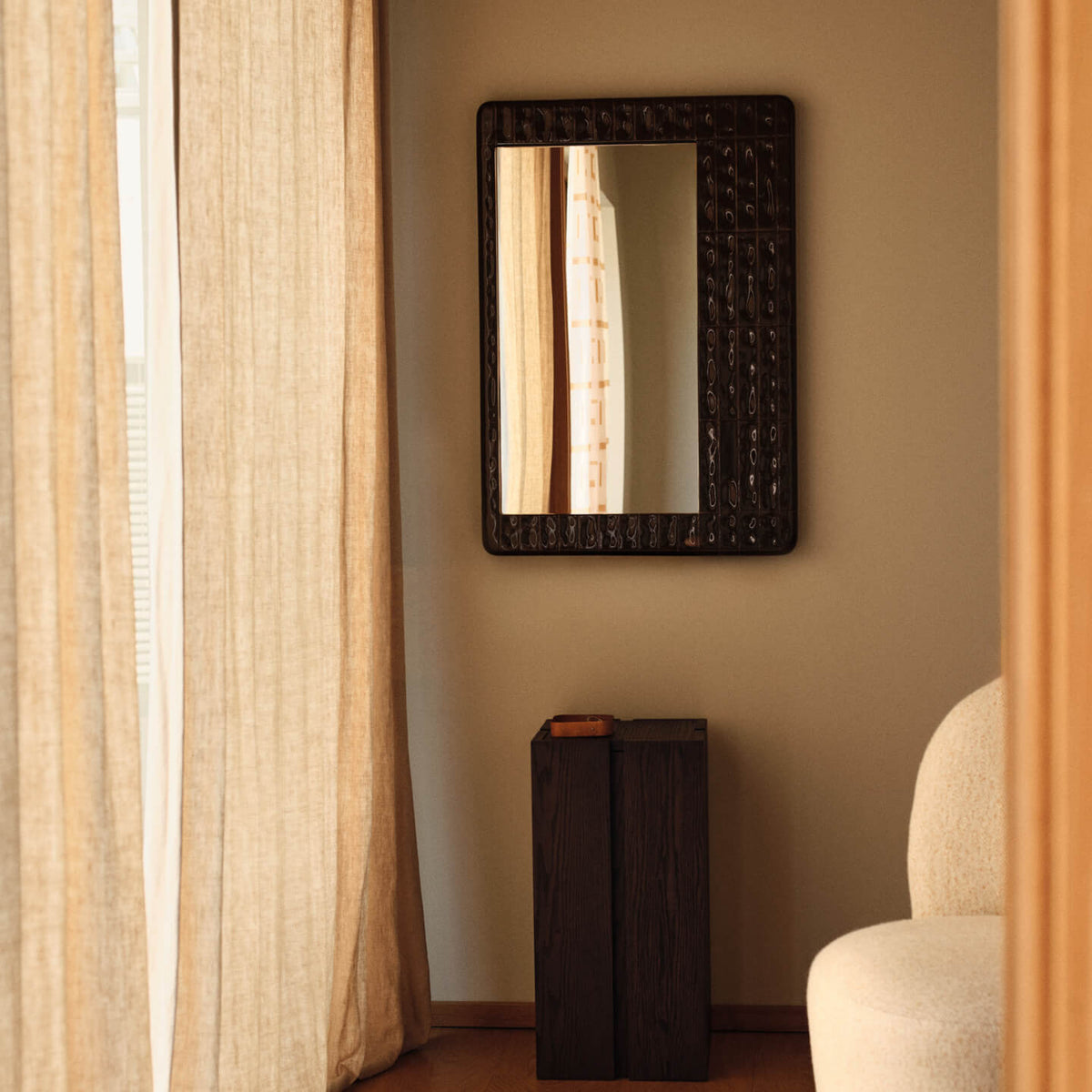 Ferm Living Parcel Pedestal Dark Stained Oak