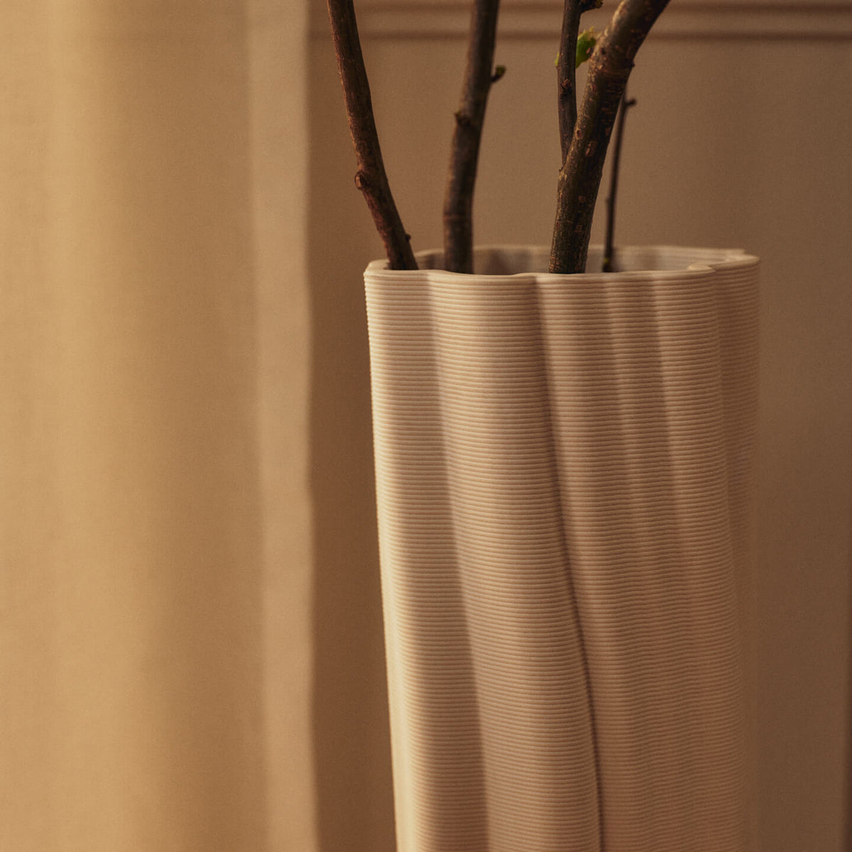 Ferm Living Rylith Floor Vase Off-White