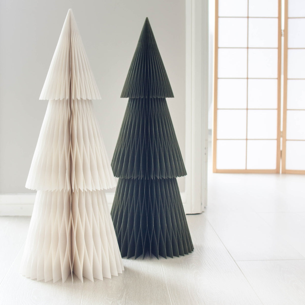 Nordic Rooms Deluxe Tree Tall Olive Green