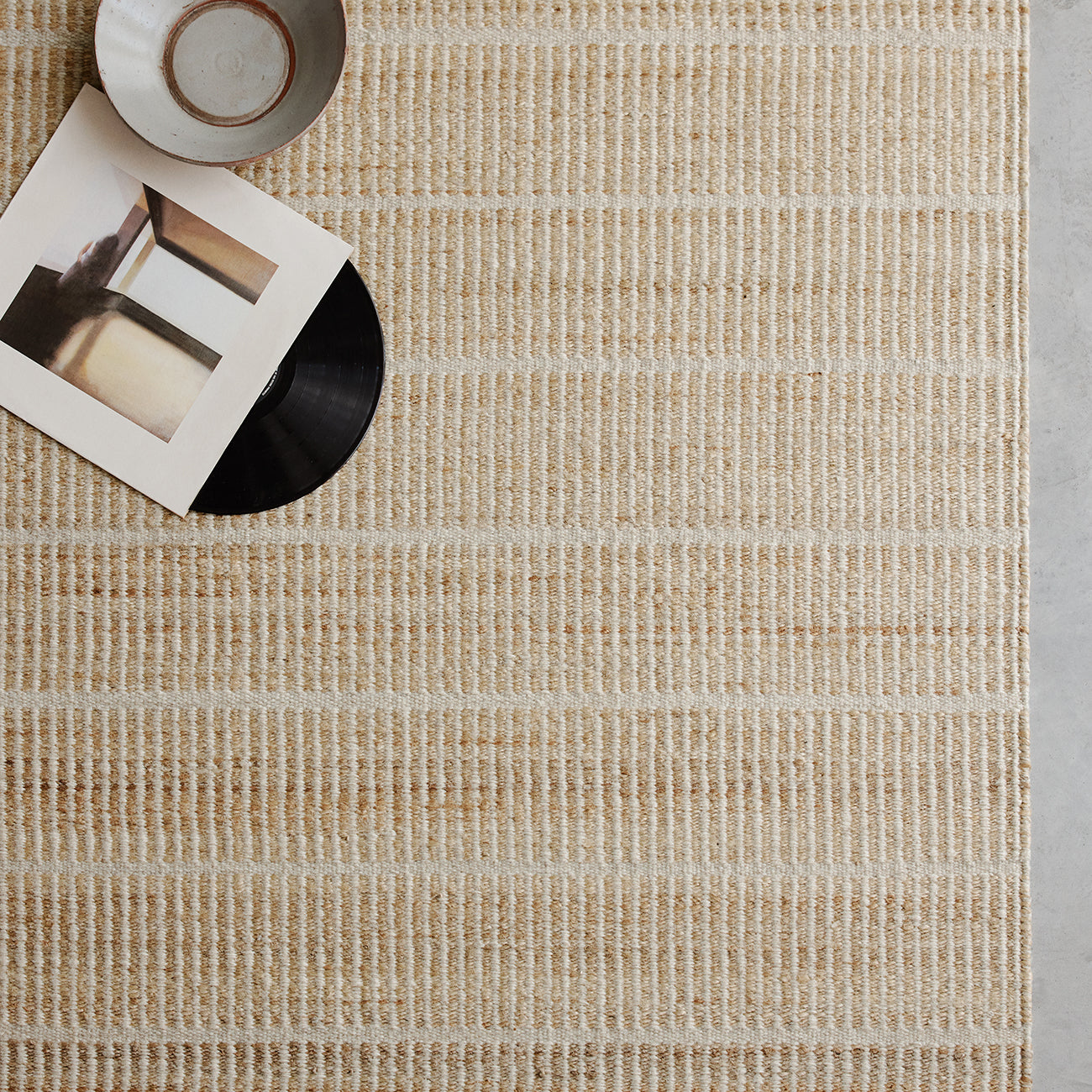 Armadillo Trellis Handwoven Wool and Jute Area Rug
