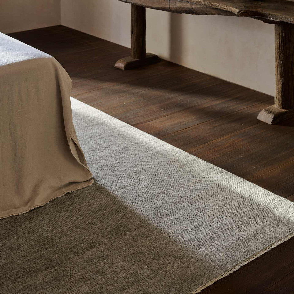 Armadillo Thatch Hand-Knotted Wool Rug