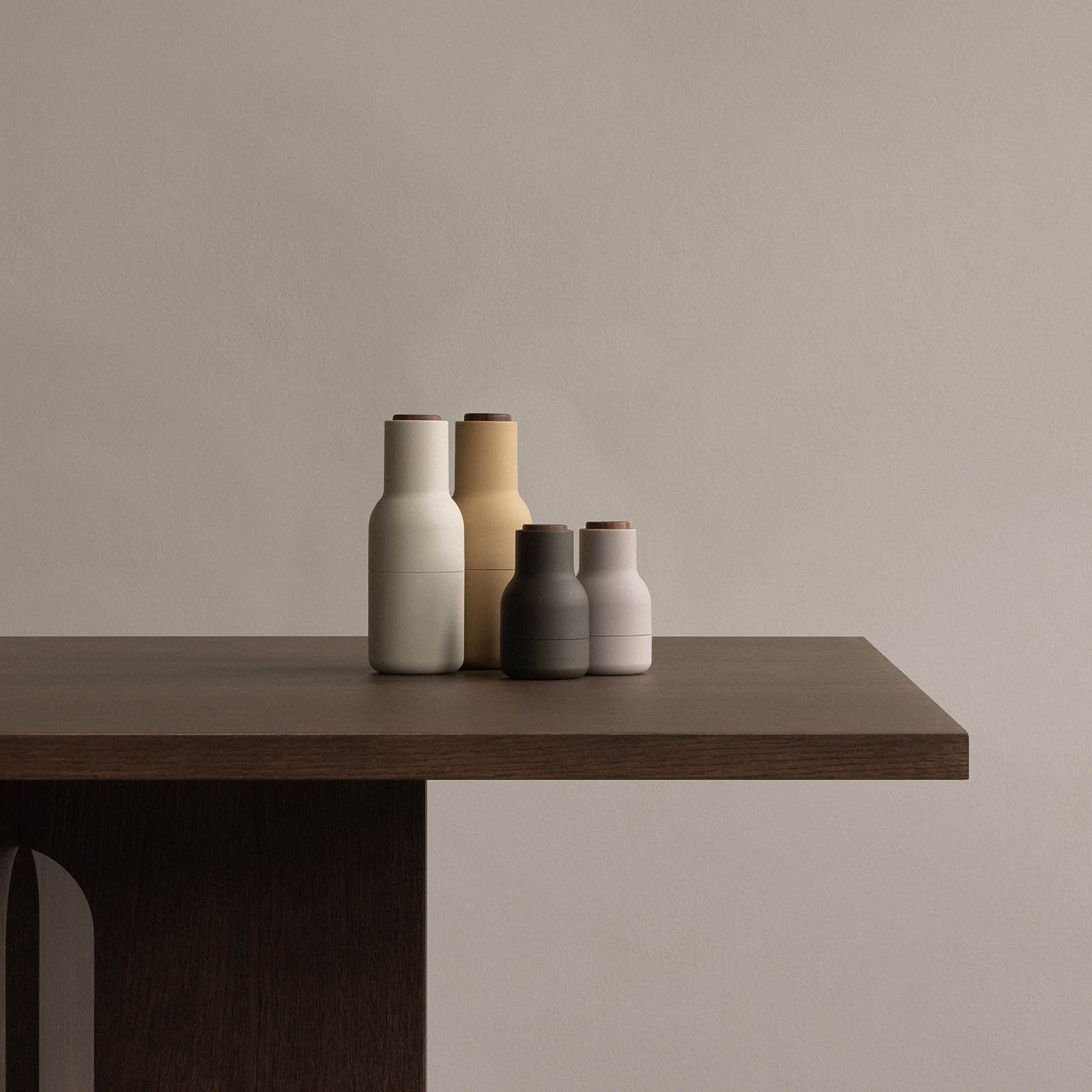 Audo Copenhagen Bottle Grinder Small Hunting Green Beige