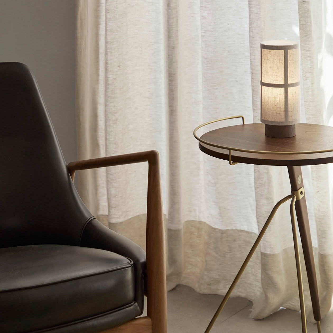 Audo Copenhagen Hashira Table Lamp Portable - Raw