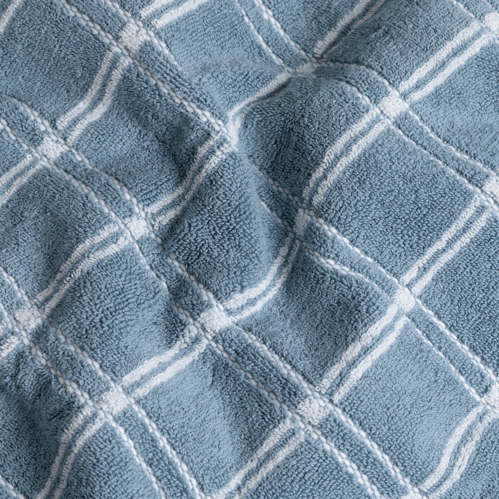 https://cdn.shopify.com/s/files/1/0276/6897/1573/files/Detail_Ness_Hand_Towel_Celeste_Chalk.jpg?v=1771988507