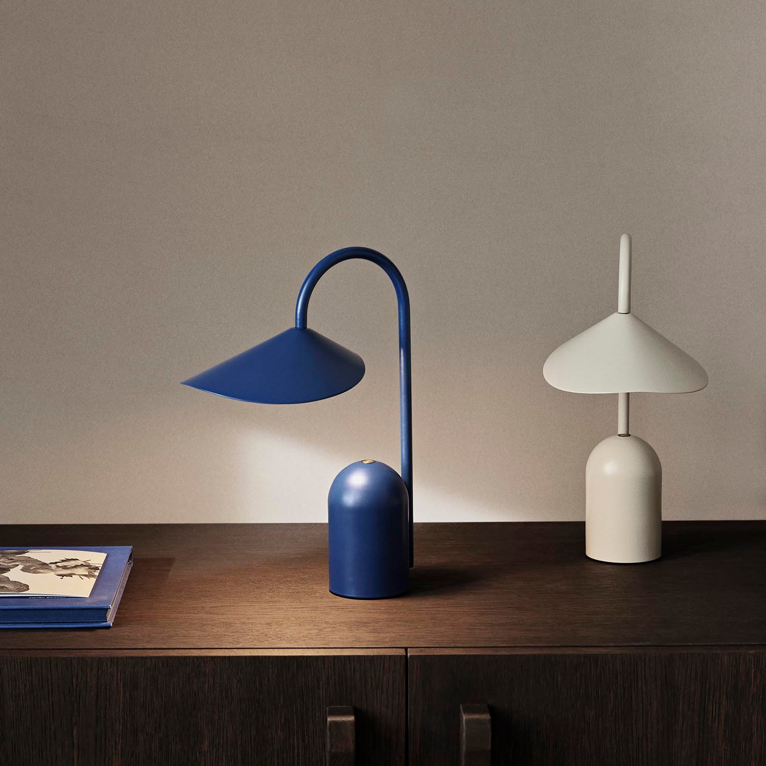 Ferm Living Arum Portable Lamp - Bright Blue