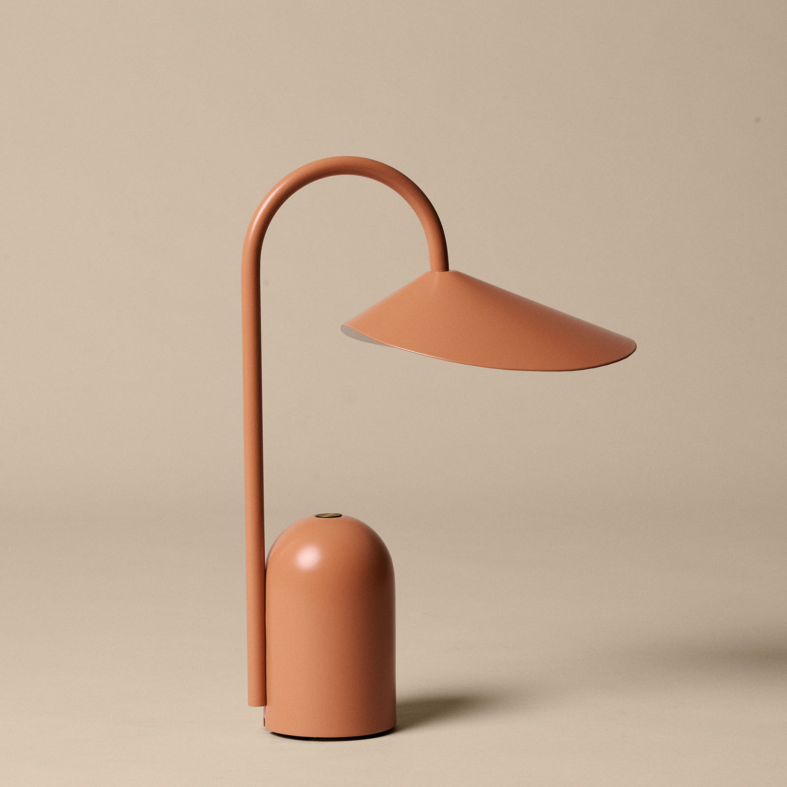 Ferm Living Arum Portable Lamp Sienna