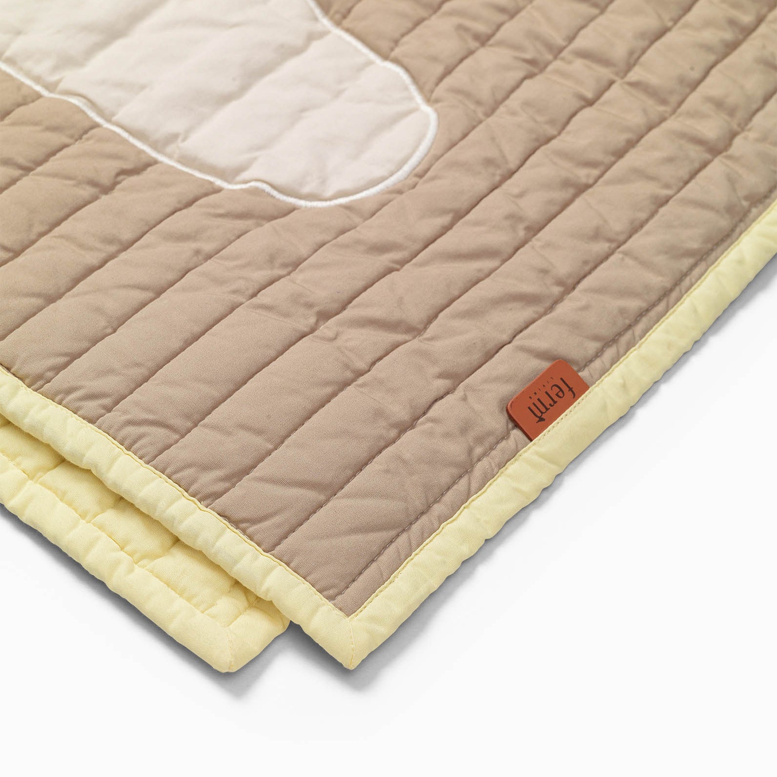 Ferm Living Bird Quilted Blanket - Sand