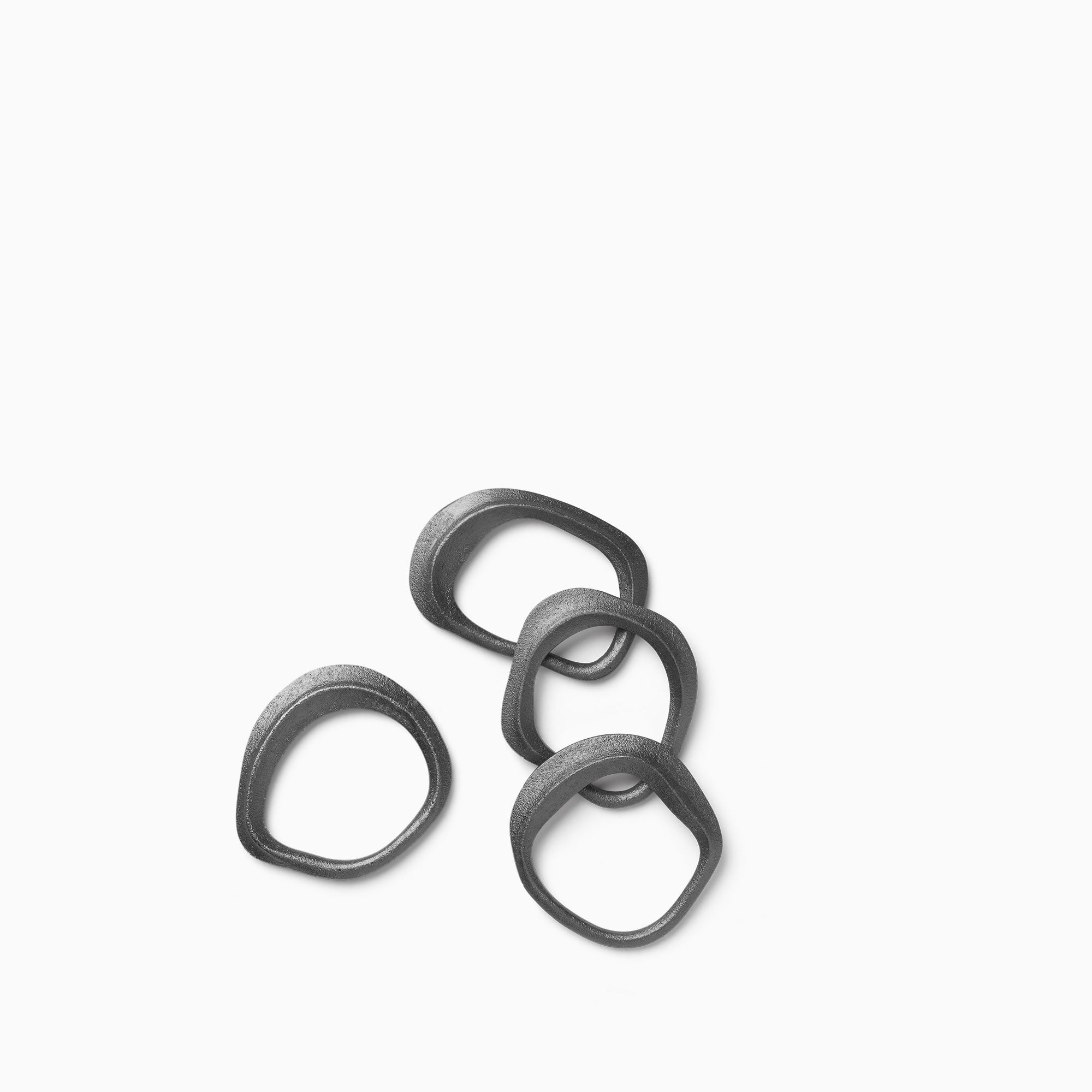 Ferm Living Flow Napkin Rings Black Brass