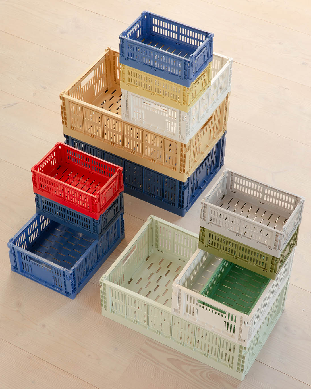 HAY Colour Crate Medium Electric Blue
