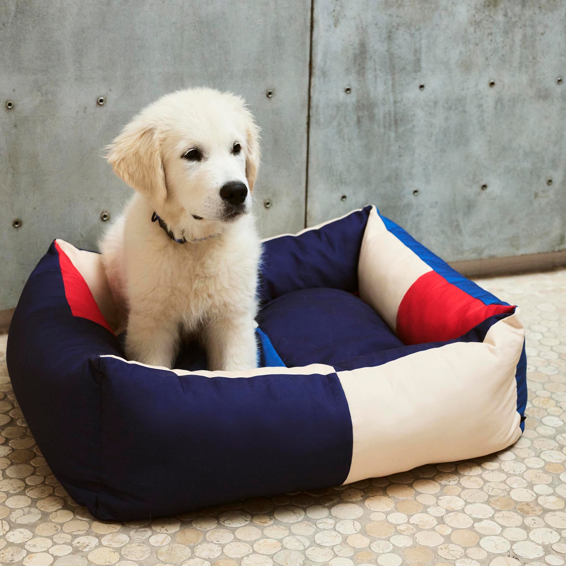 HAY Dog Bed Medium Red Blue