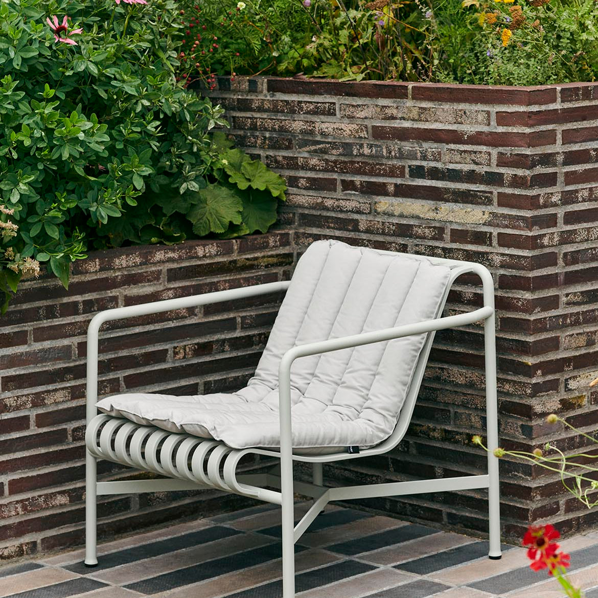 HAY Palissade Seat Cushion for Lounge Armchair Low - Soft Quilted Sky Grey