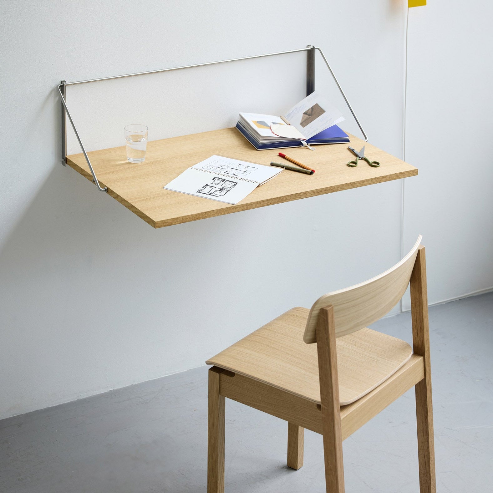 Moebe Fold-out Desk Oak