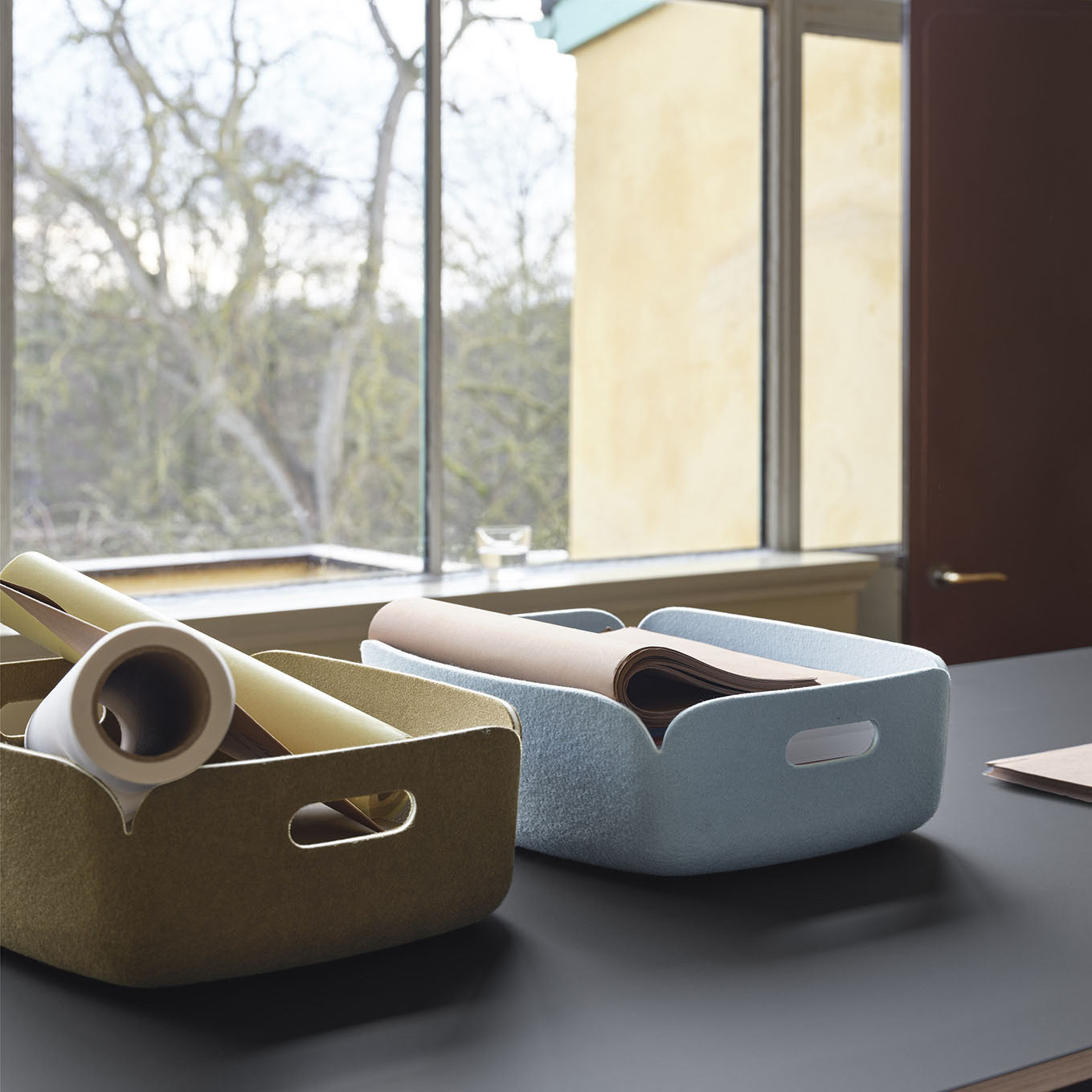 Muuto Restore Tray Brown Green