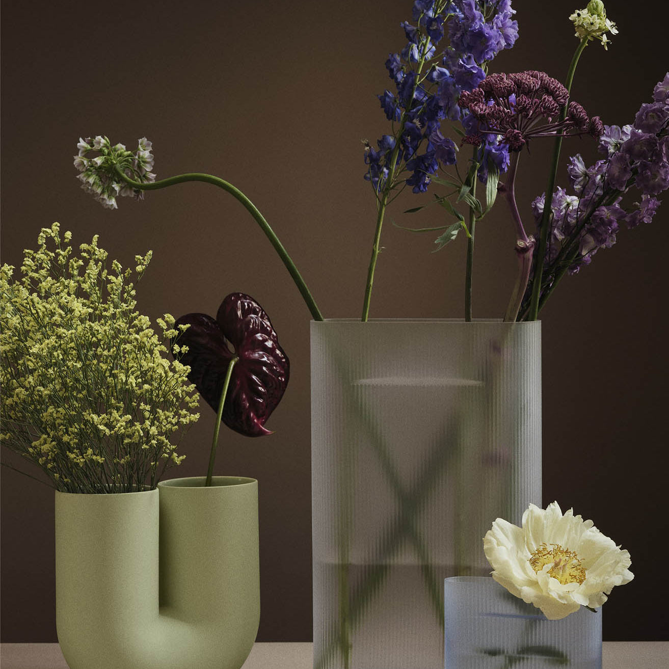 Muuto Ridge Vase H16.5 - Blue Frosted Glass