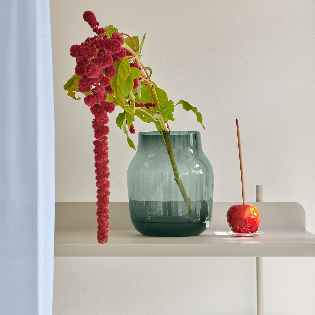 Muuto Silent Vase 20cm Dark Green