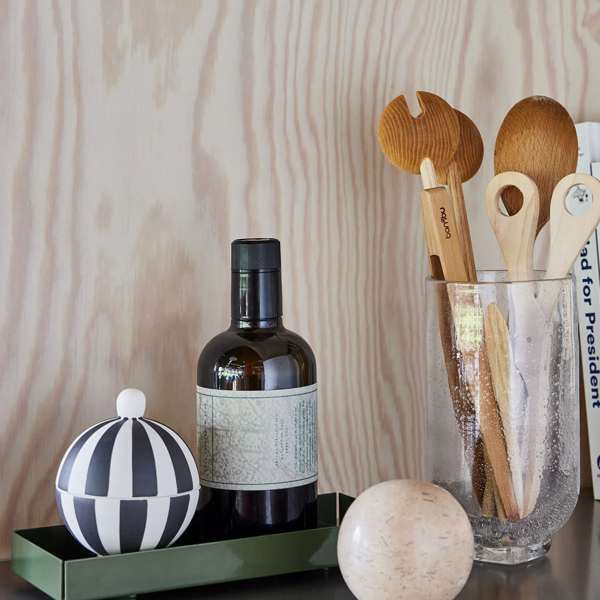 OYOY Bakku Tray Small - Olive