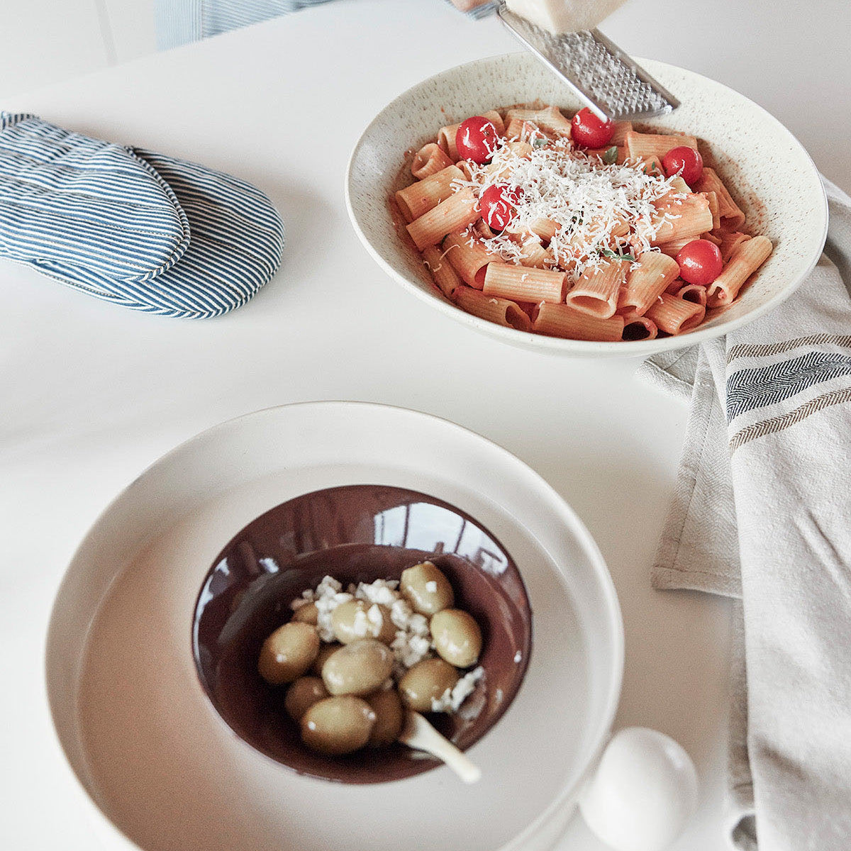 OYOY Yuka Bowl Medium - Dark Terracotta