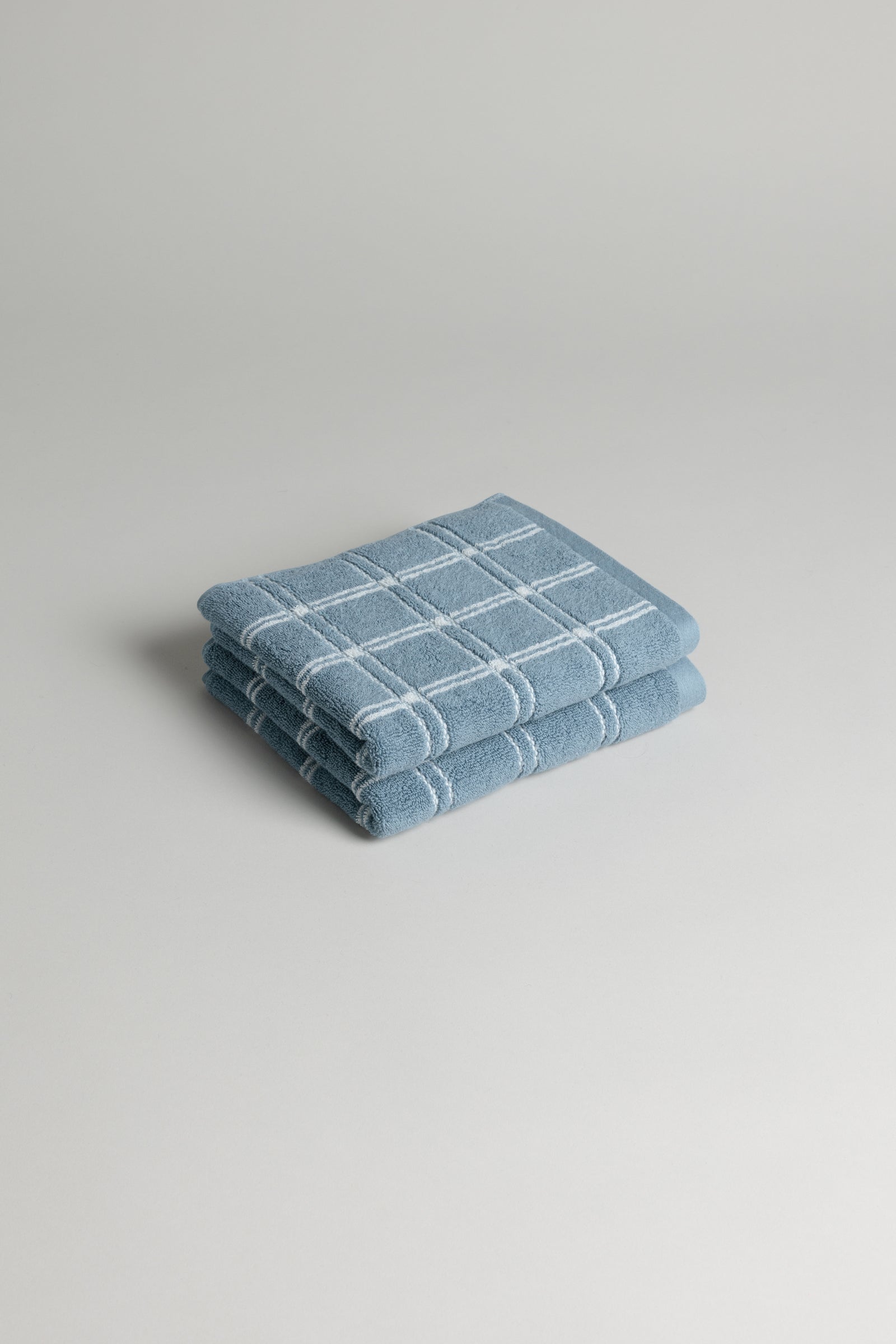 https://cdn.shopify.com/s/files/1/0276/6897/1573/files/Pair_Ness_Hand_Towel_Celeste_Chalk.jpg?v=1771984069