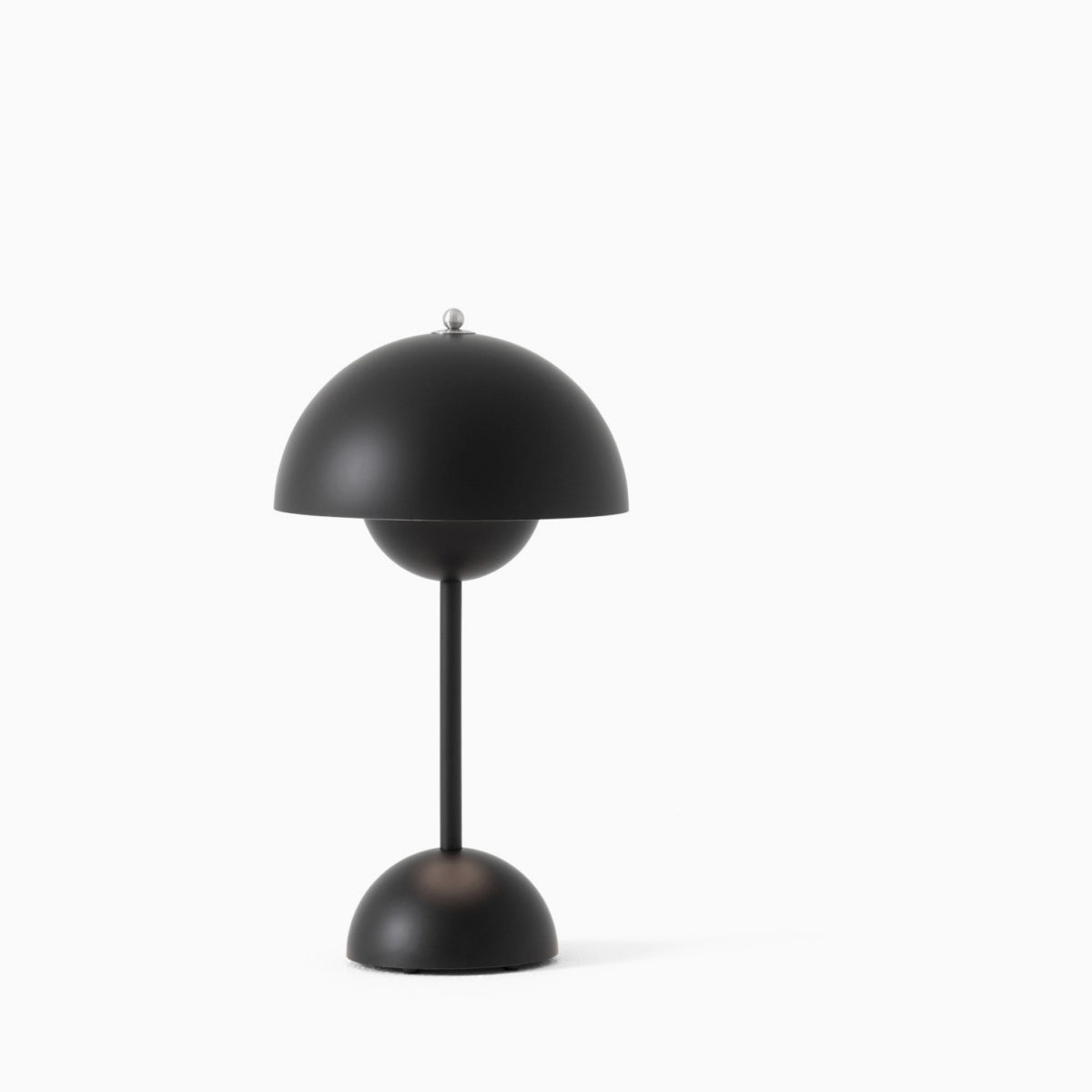 &Tradition Flowerpot Lamp Portable Matt Black