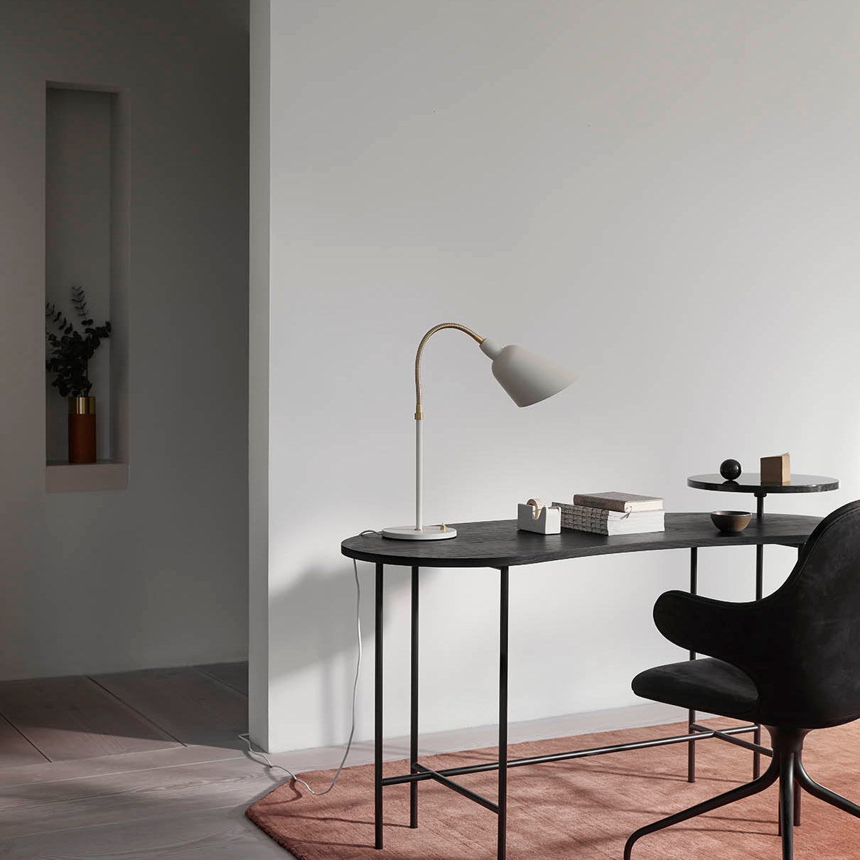 &Tradition Palette Desk JH9