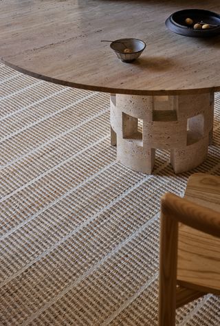 Armadillo Trellis Handwoven Wool and Jute Area Rug