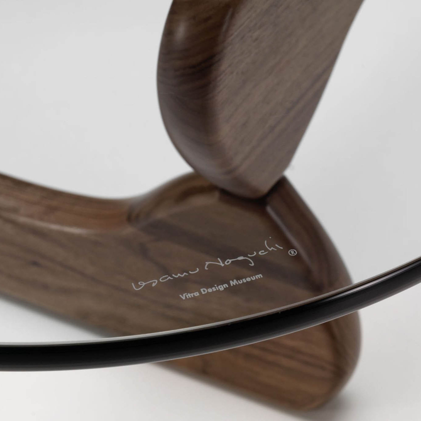 Vitra Noguchi Coffee Table