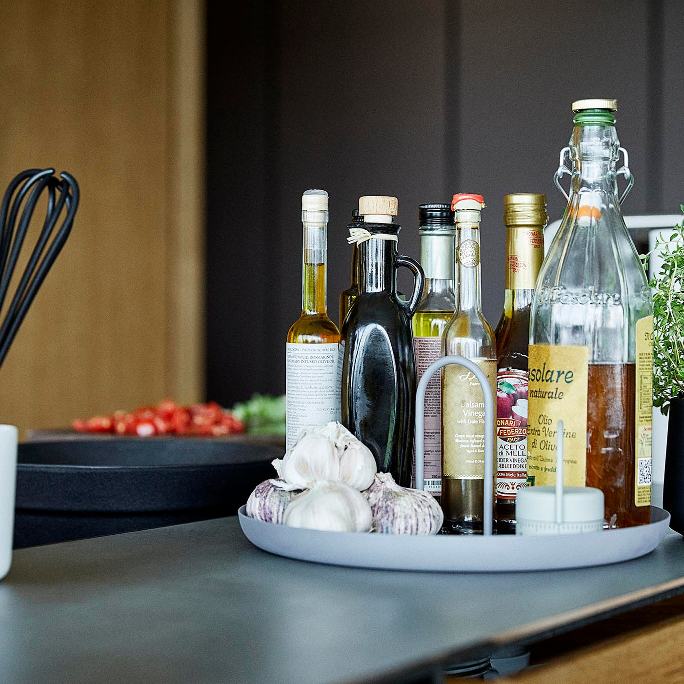 Zone Singles Tray 30cm Warm Grey