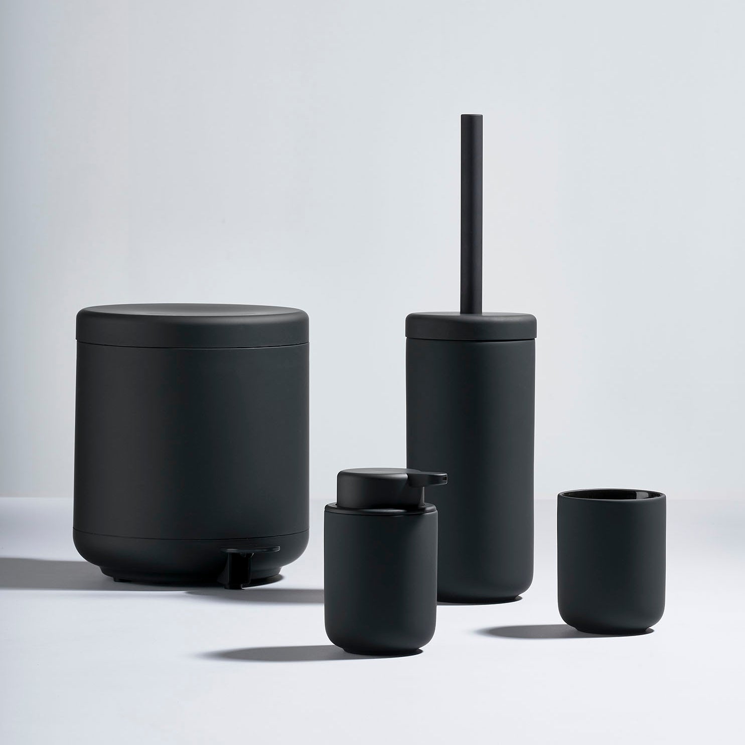 Zone Ume Toothbrush Mug Black