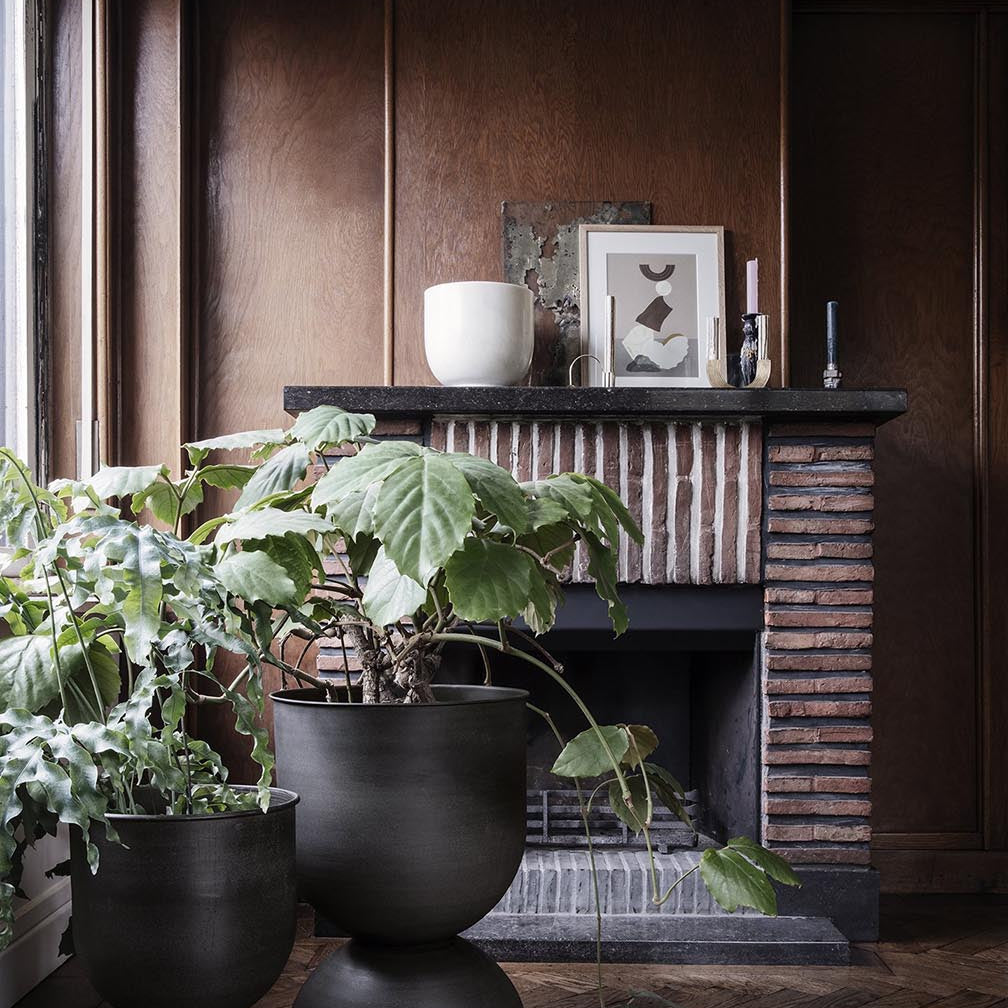 Ferm Living Hourglass Pot