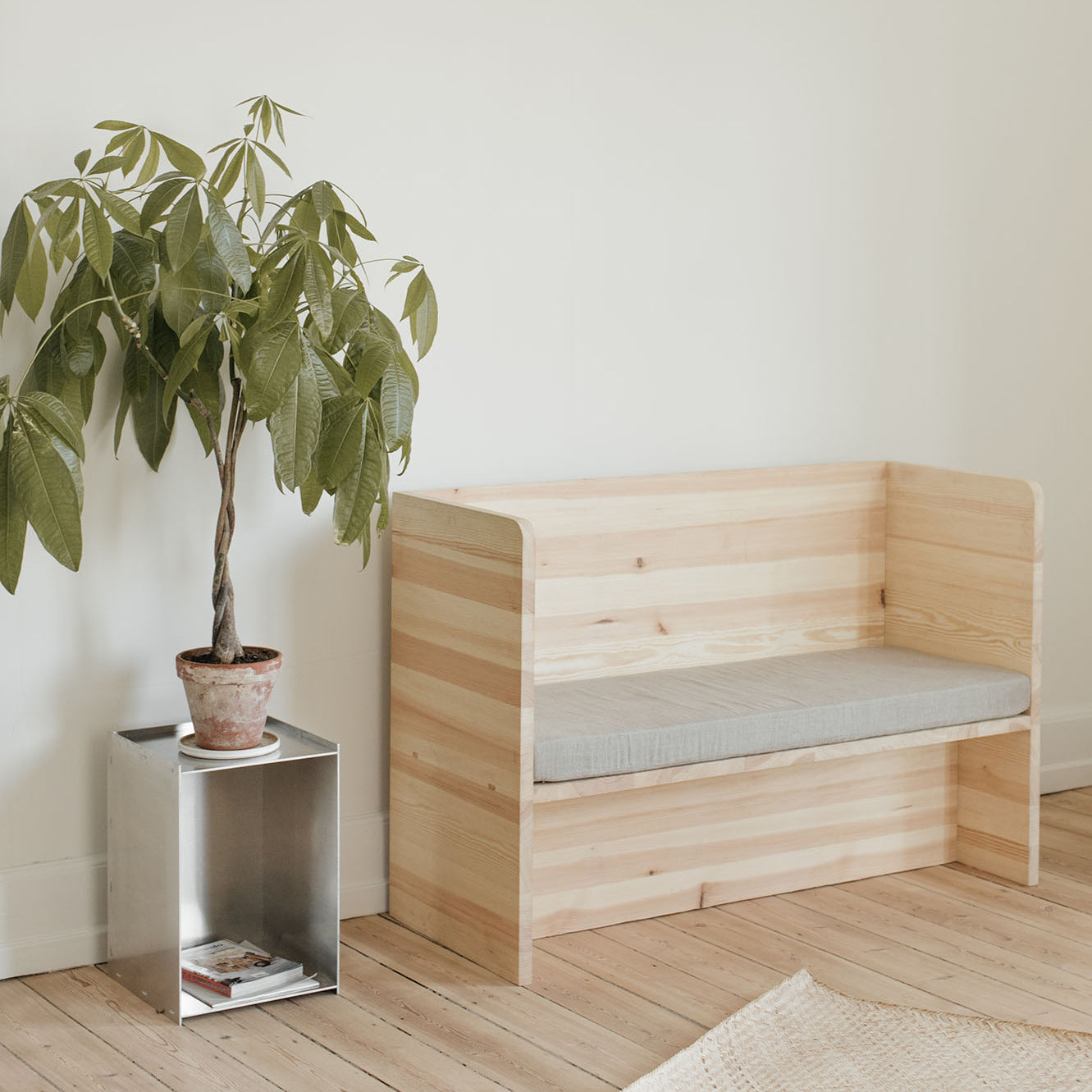 Frama Rivet Box