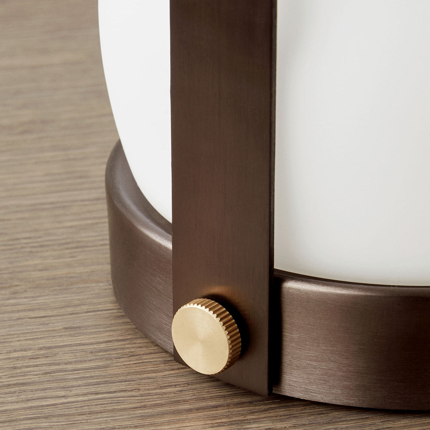 Menu Carrie Lamp Bronzed Brass