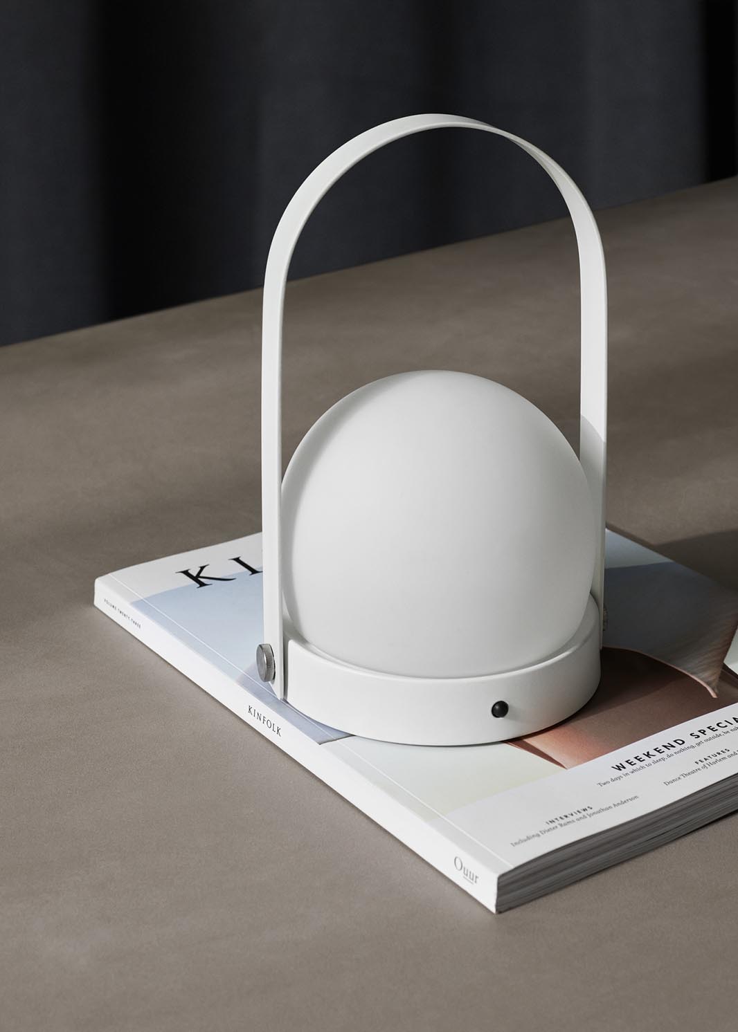 Menu Carrie Lamp White