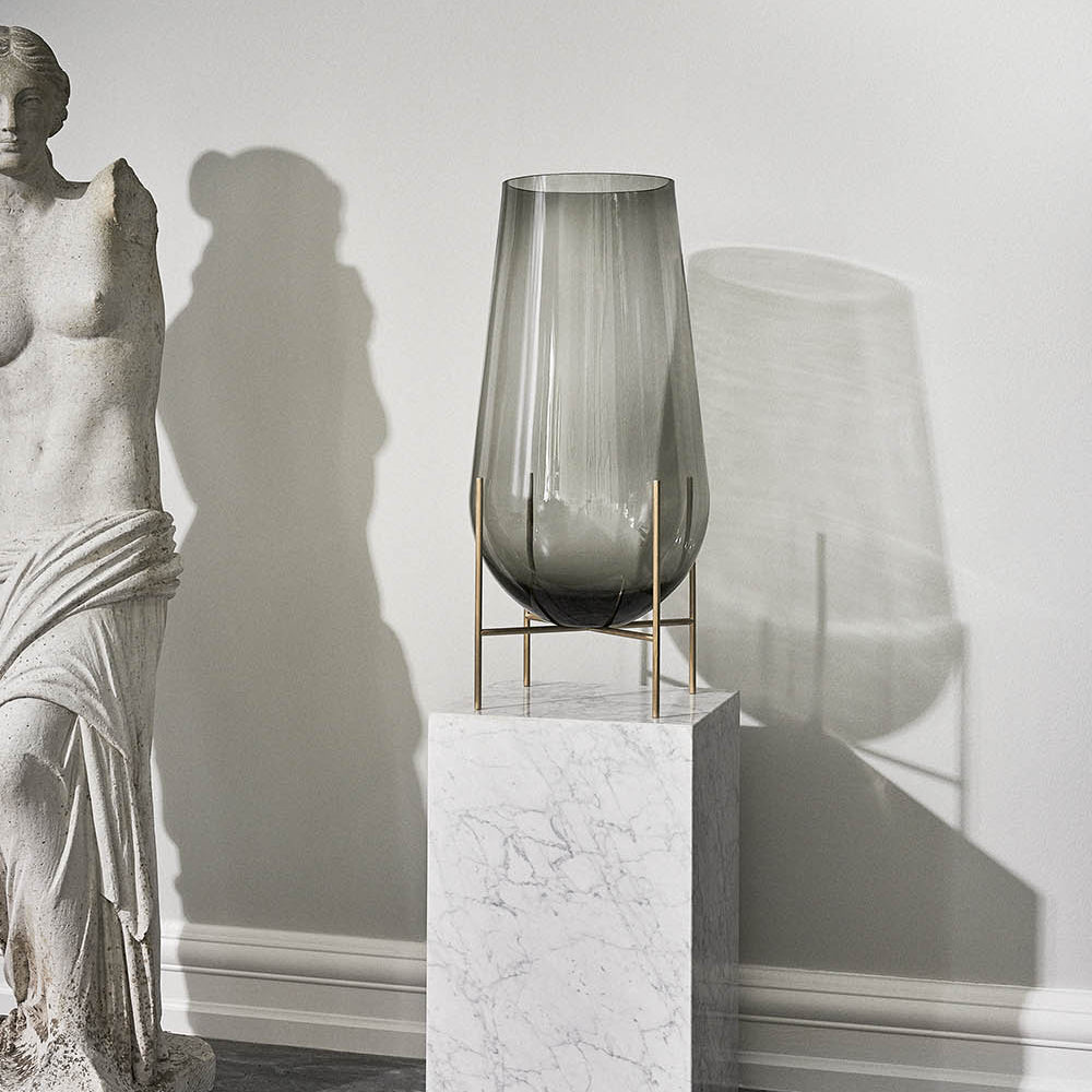 Menu Echasse Vase Display