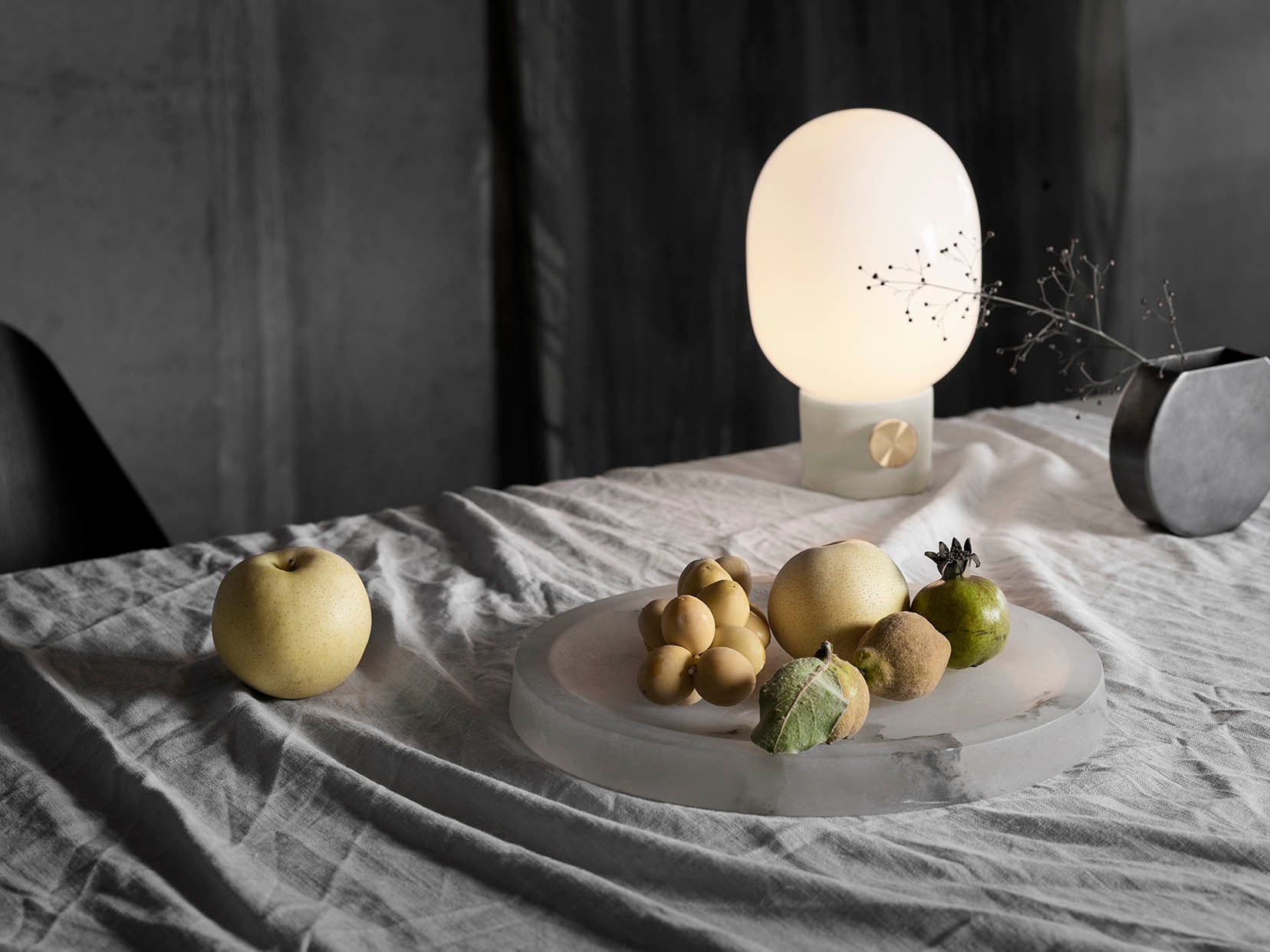 Menu JWDA Concrete Lamp