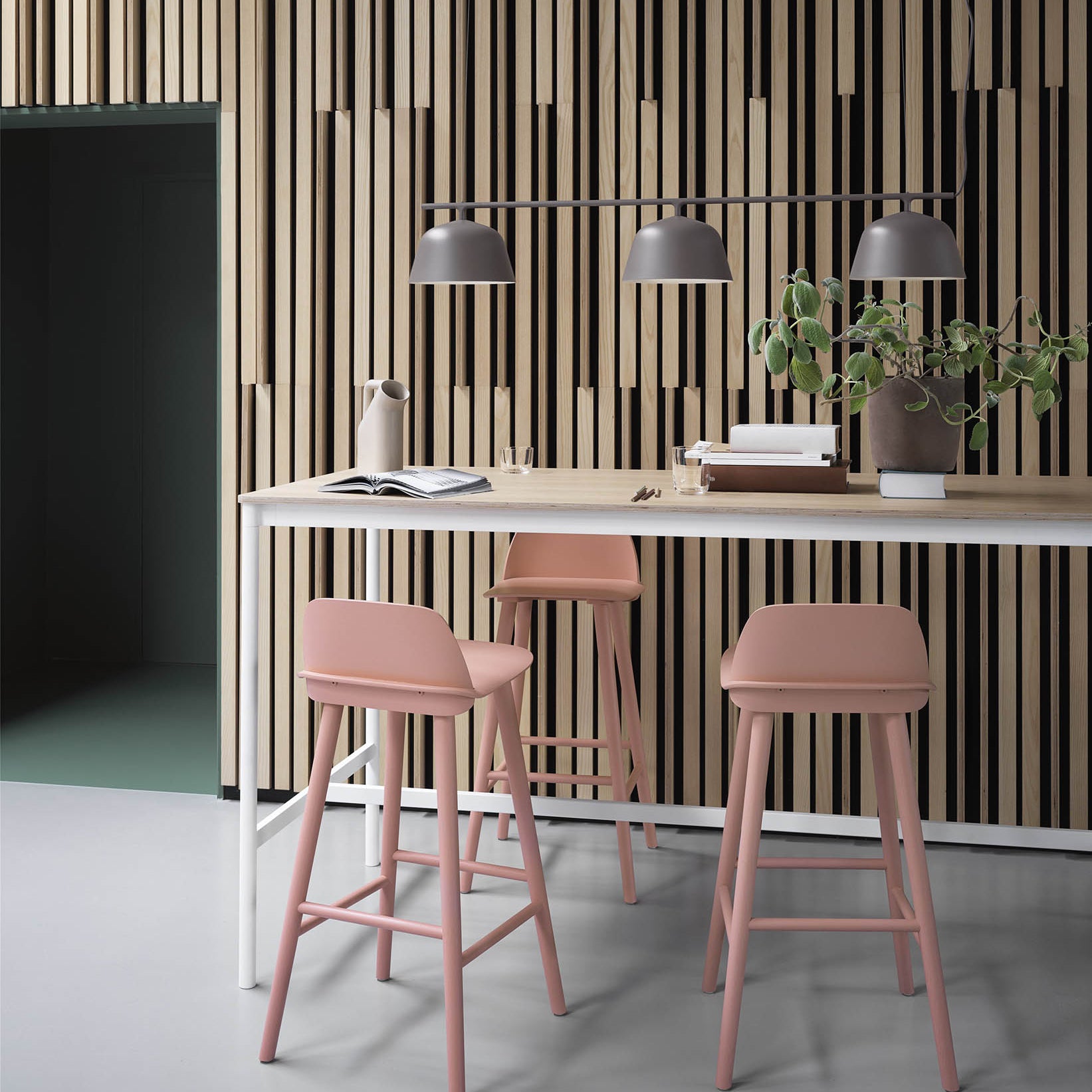 Muuto Ambit Rail Taupe