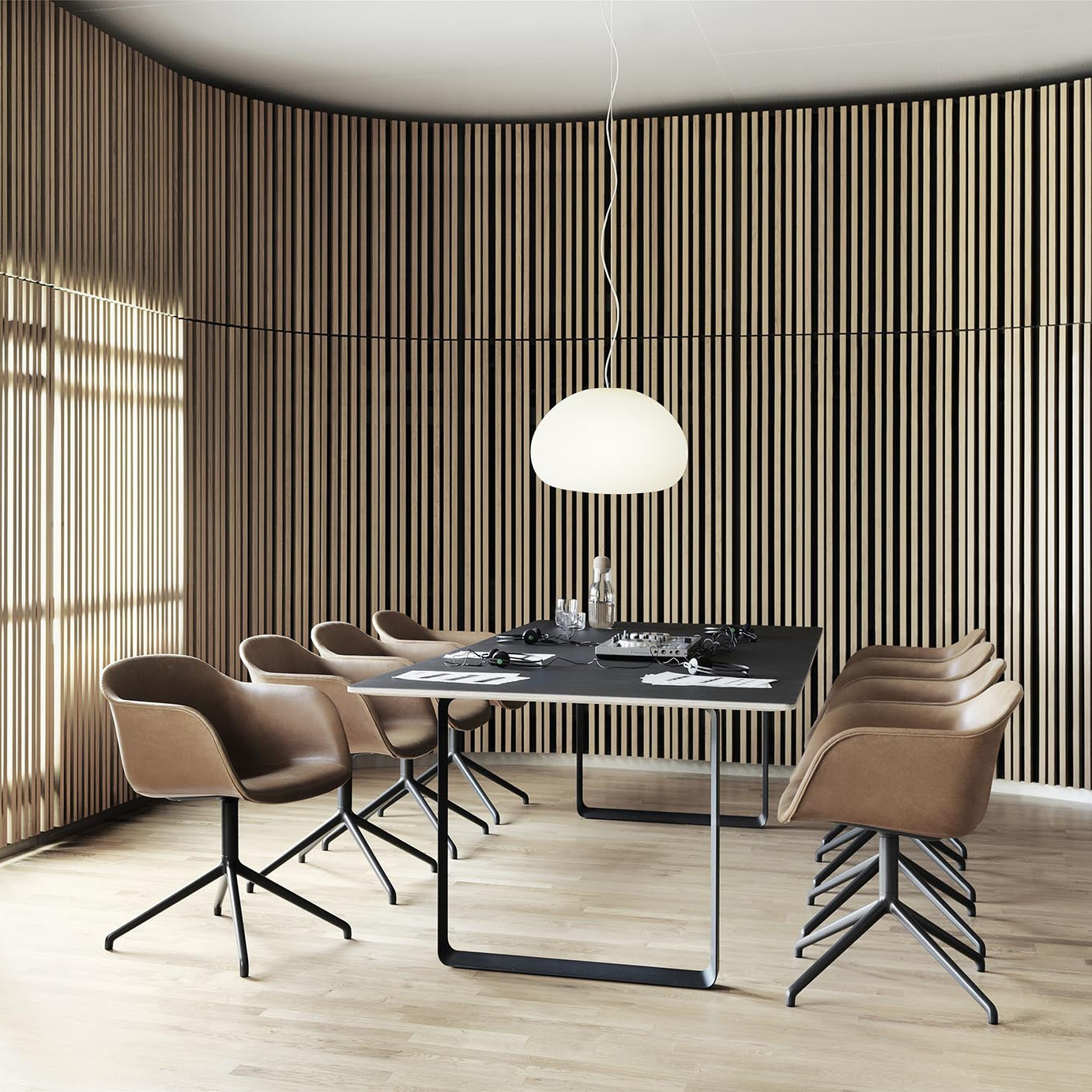 Muuto Fiber Armchair Swivel Base Display