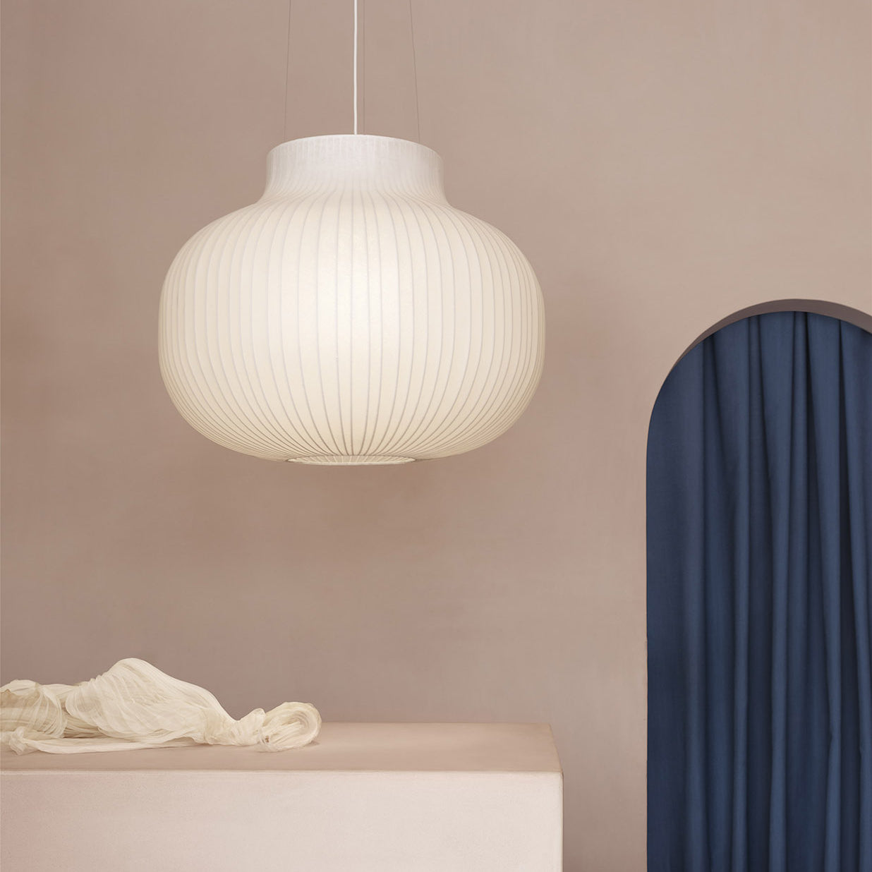 Muuto Strand 80cm Closed Pendant