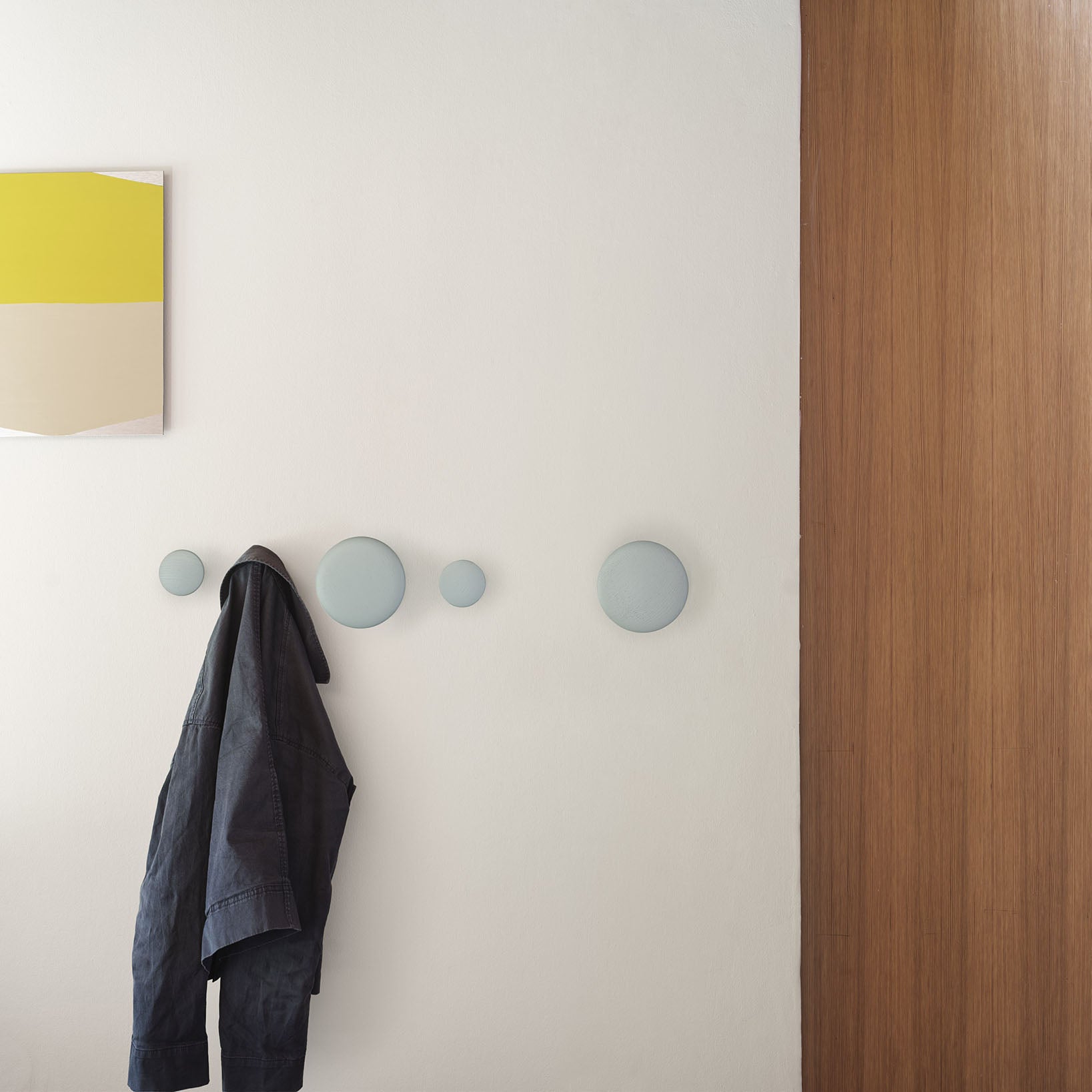 Muuto Dots Wood Sage Green