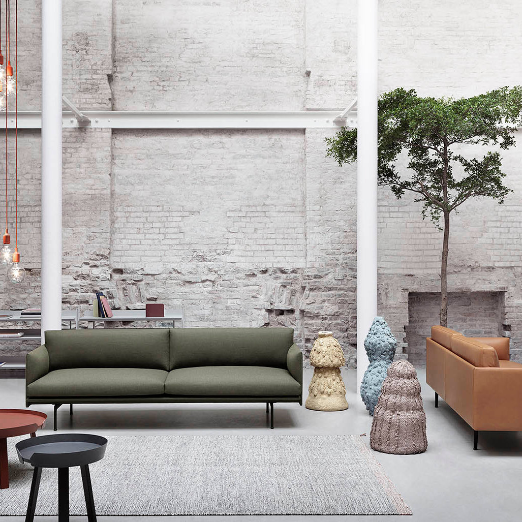 Muuto Outline Sofa Display