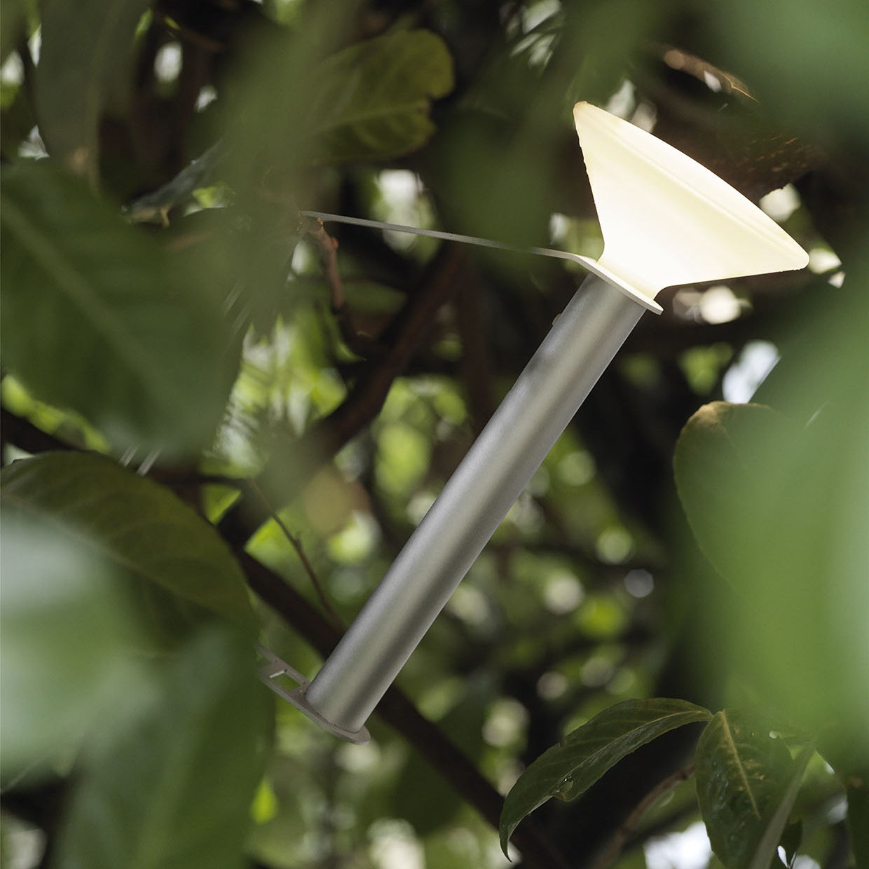 Muuto Piton Portable Lamp Aluminium