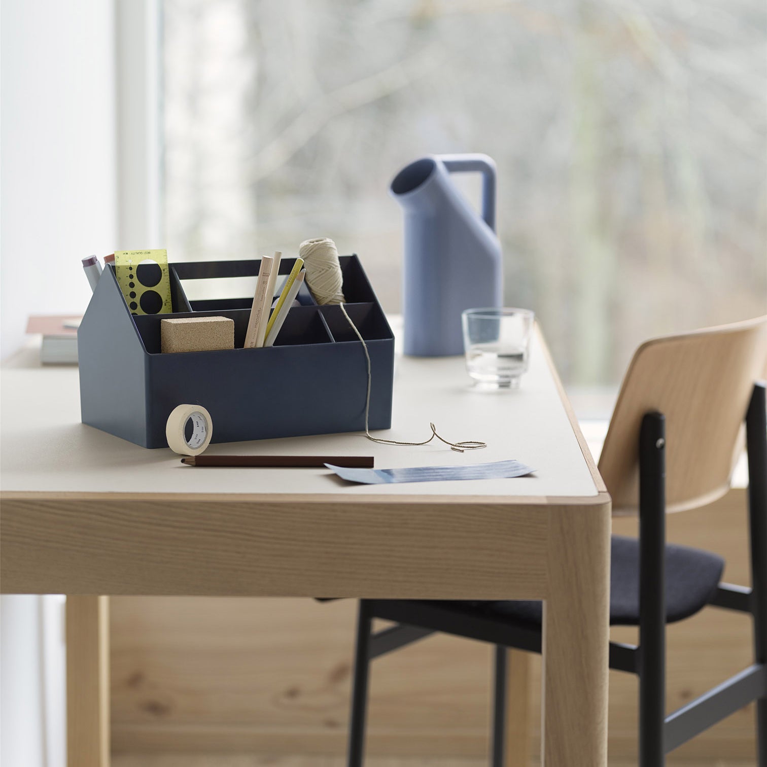 Muuto Sketch Toolbox Midnight Blue