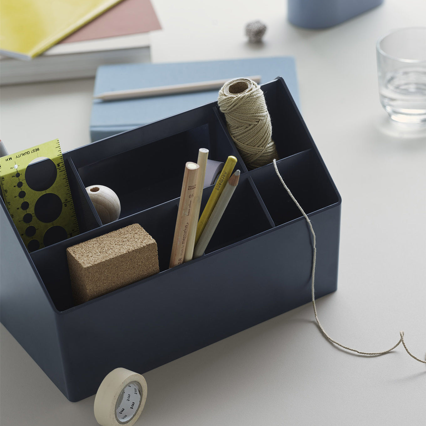Muuto Sketch Toolbox Midnight Blue