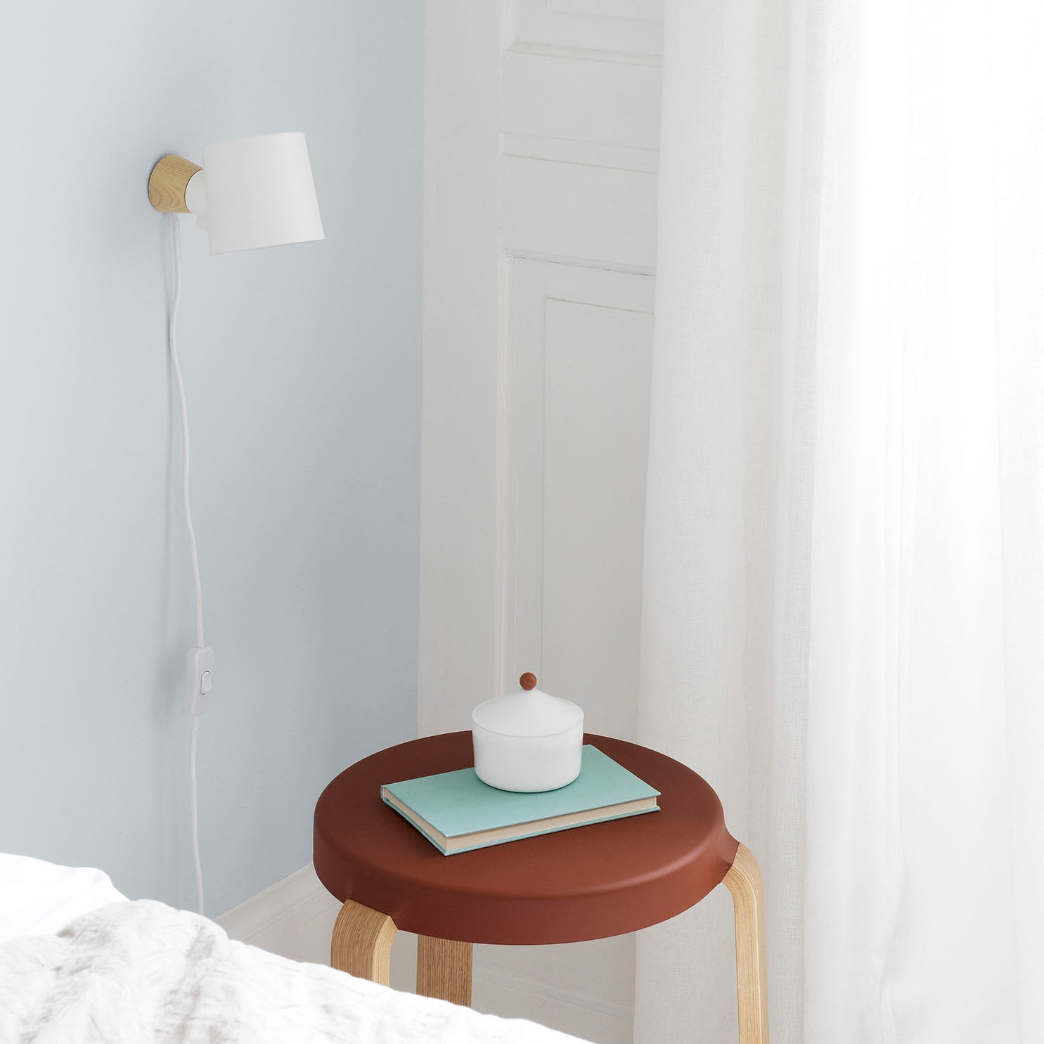 Normann Copenhagen Tap stool Caramel