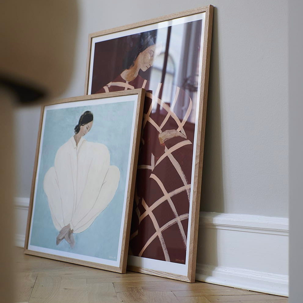 The Poster Club Sofia Lind Waiting At Art Et Metiers