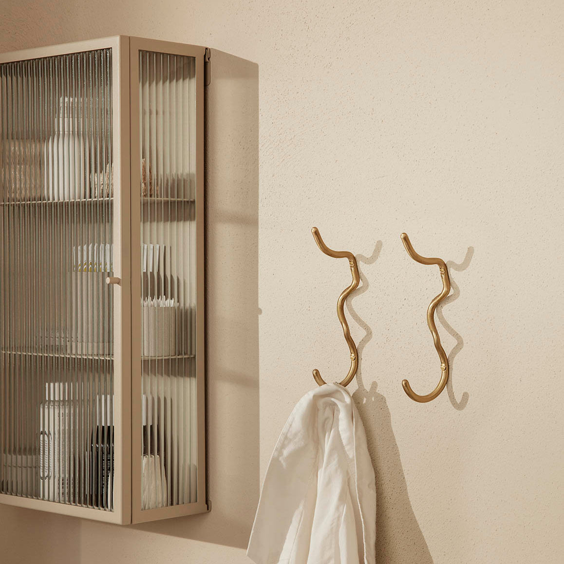 Ferm Living Curvature Hook Brass