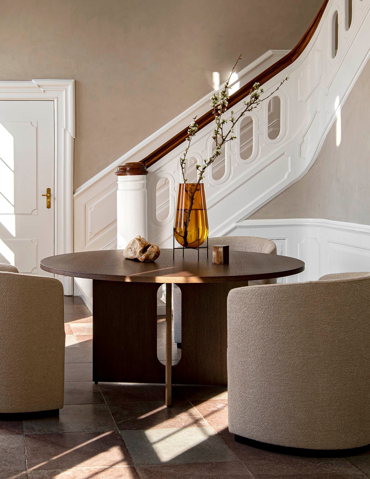 Vases, Trays & Decorative Objects