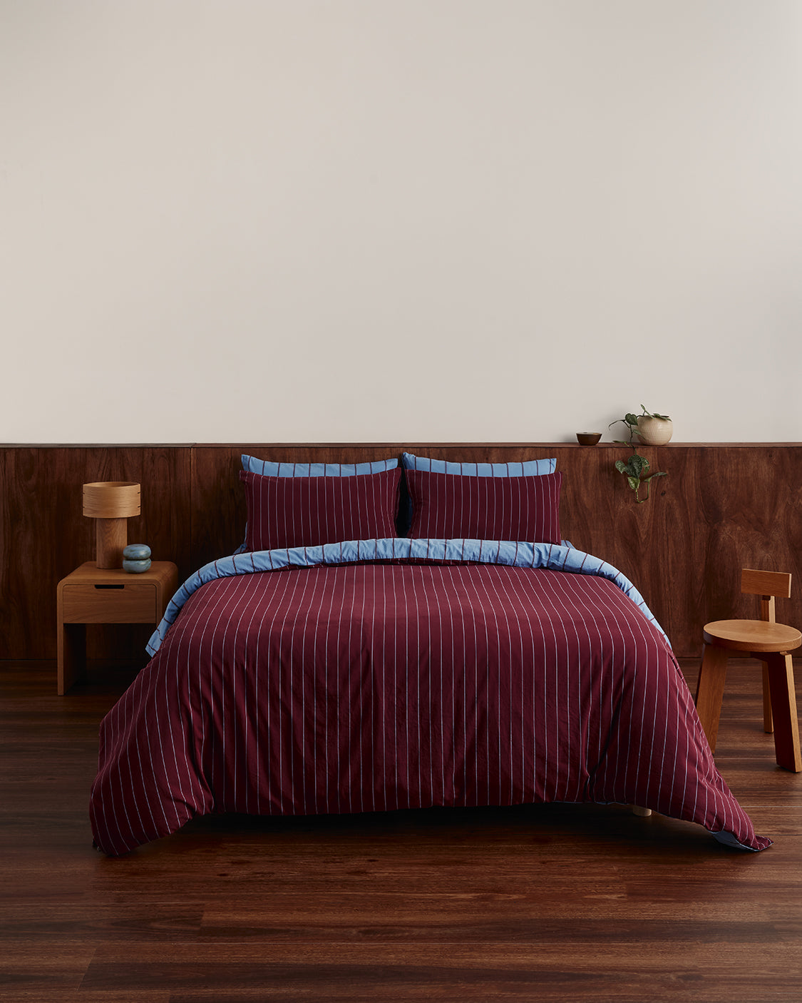 https://cdn.shopify.com/s/files/1/0467/5564/3543/files/250212_HOMMEY_BEDDING_PLUM_SET_0686.jpg?v=1775011433