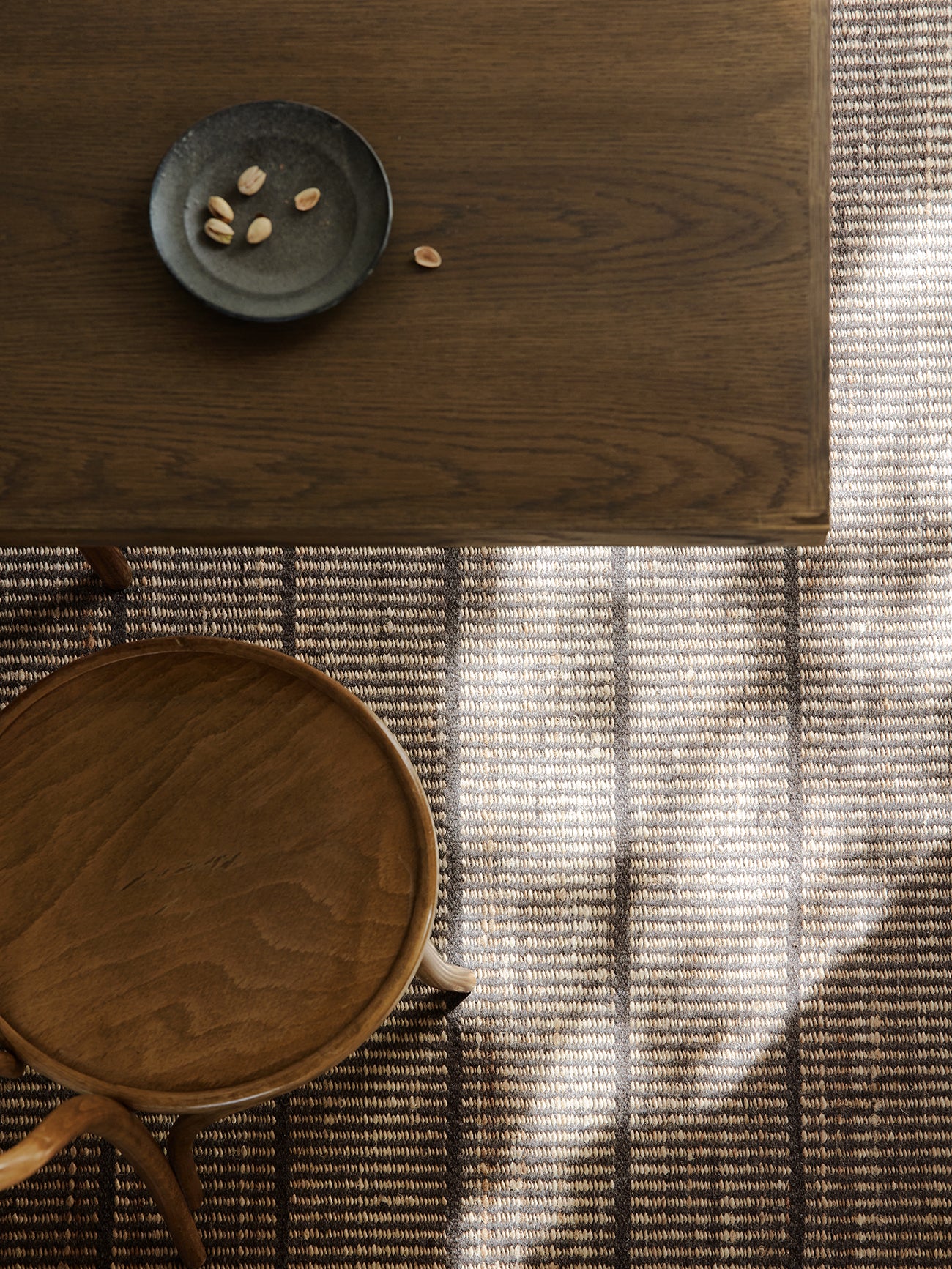 Armadillo Trellis Handwoven Wool and Jute Area Rug