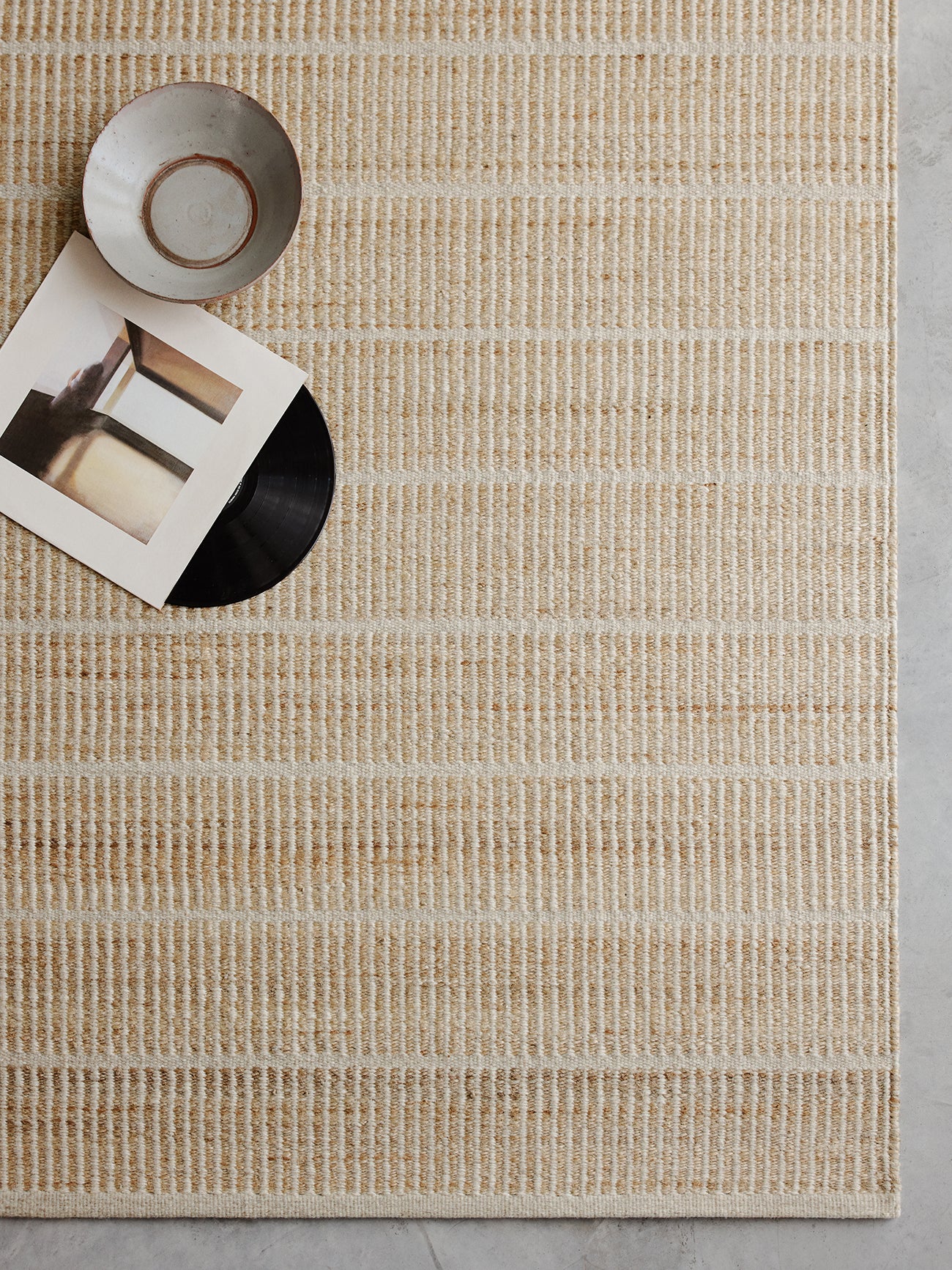 Armadillo Trellis Handwoven Wool and Jute Area Rug
