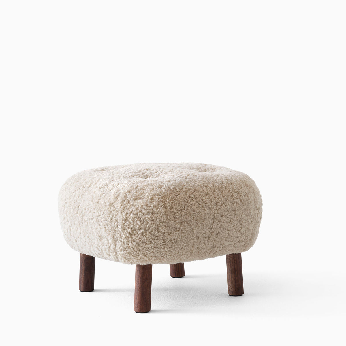 &Tradition Pouf ATD1 – Arrival Hall